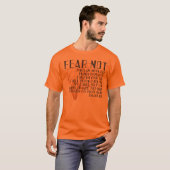 Angst niet, Isaiah 31 Christelijke halloween Bijbe T-shirt (Voorkant volledig)