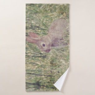 Animaux de lapin de région boisée