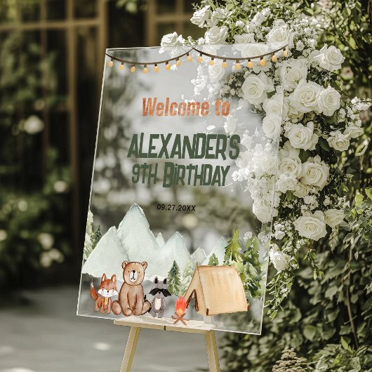 Anniversaire de enfant de camping moderne Woodland