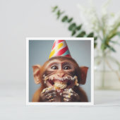 Anniversaire de gâteau de singe cassé, invitation  (Debout devant)