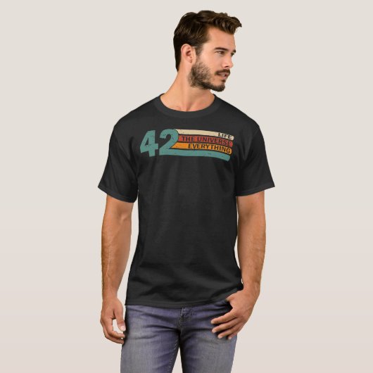 Answer to Life Universe and Everything Funny Vi T-shirt (Voorkant volledig)