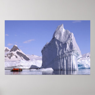 Antarctica, Antarctisch schiereiland. Zodiak en Poster