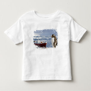 Antarctica, Neko Cove (haven). Gentoo penguin Kinder Shirts