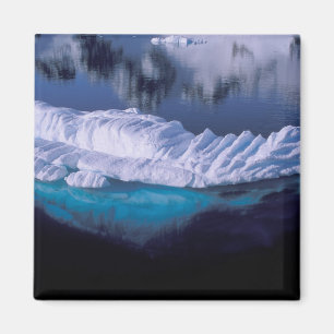 Antarctica, Paradise Bay. Iceberg in kristal Magneet