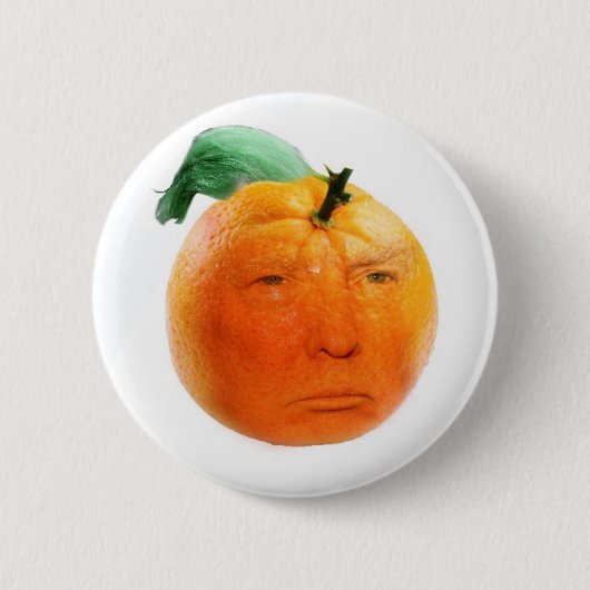 Anti-Trump Button Pin (Voorkant)