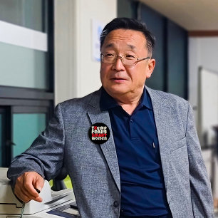 Anti-Trump feministische protestslogan rood zwart Ronde Button 4,0 Cm