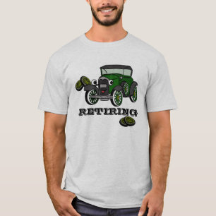 Antiek auto met pensioen t-shirt