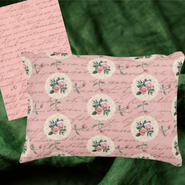 Antiek Lettering  Rozen op Lace Doilies Accent Kussen (Soooo cute you just want to cuddle up!)