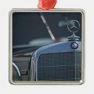 antiek mercedes 4 metalen ornament