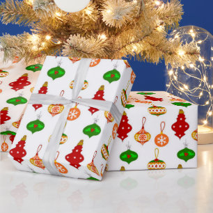 Antiek Ornament Patroon in Rood, Groen en Wit Cadeaupapier