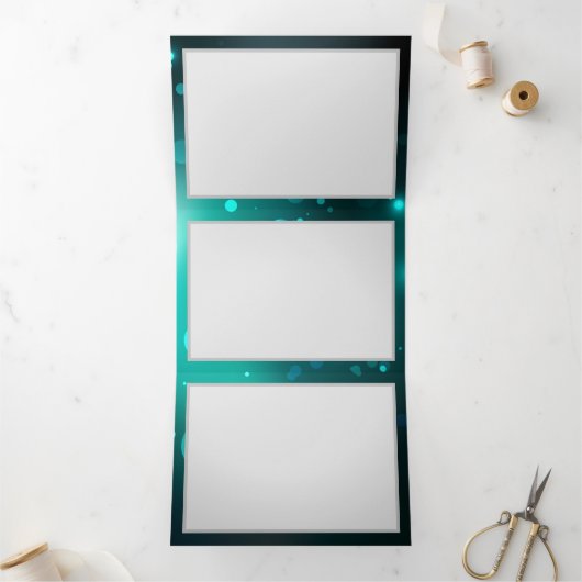 Antiek Skeleton Keys op groene achtergrond Drieluik Aankondiging (Binnen)