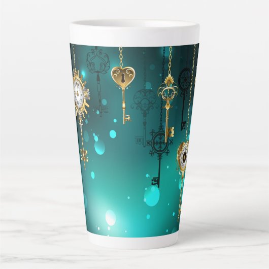 Antiek Skeleton Keys op groene achtergrond Latte Mok (Voorkant)