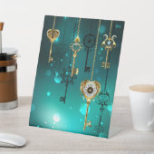 Antiek Skeleton Keys op groene achtergrond Reclamebord Met Voetstuk (Insitu)