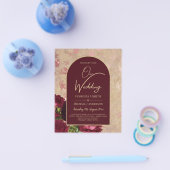 Antieke botanische dieprode rozen trouw goud tekst flyer (Enkel)