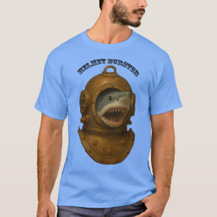 Antieke duikhelm met een haai die naar buiten komt t-shirt