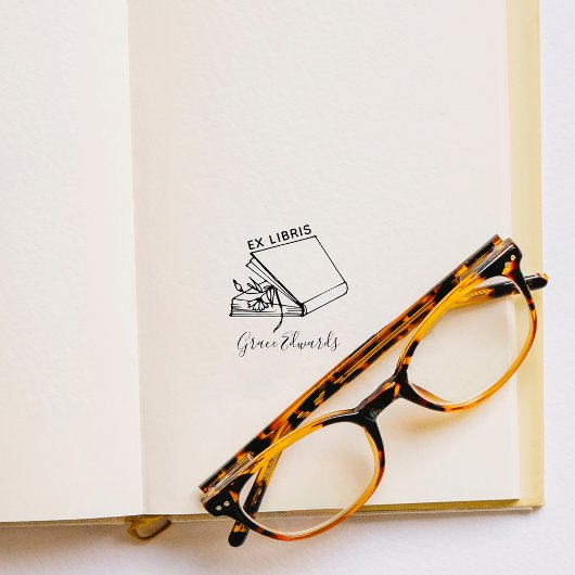 Antieke handgetekende elegante script aangepast bo 	rubberstempel