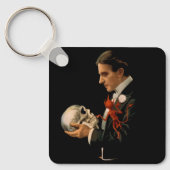 Antieke Magiër, Thurston met een Menselijke Schede Sleutelhanger (Voorkant)