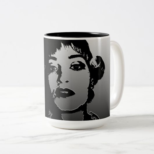 Antieke mok (Voorkant rechts)