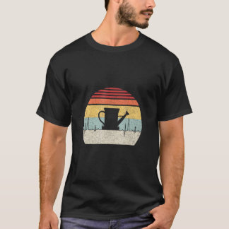 Antieke Retro Gietkan Hartslag Tuinieren Tuinman T-shirt