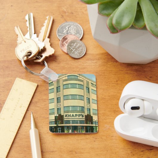 Antieke Zaken, Warenhuis Knapp Sleutelhanger (Bureau)