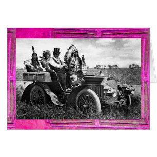 APACHES EN GERONIMO RIJDEN IN EEN AUTOTJE