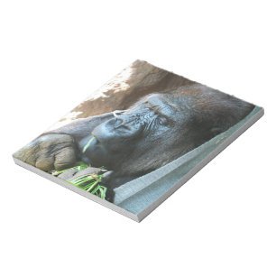 Ape hood ~ Japanse Gorilla Eating Notitieblok