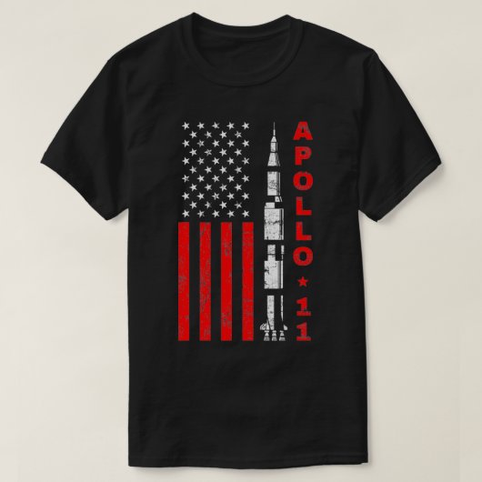 Apollo 11 Saturn V Rocket USA Vlag T-shirt (Design voorkant)