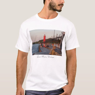 Apparel - Grand Haven, Michigan - Geschilderd T-shirt