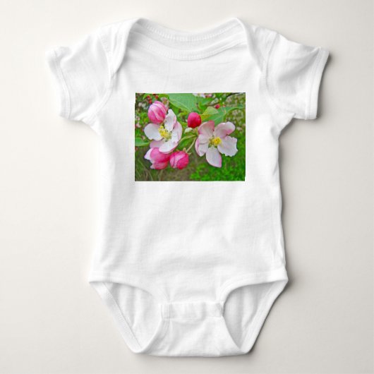 Apple Blossom Time Romper (Voorkant)