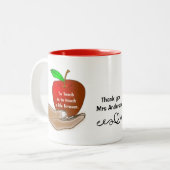 Apple in Hand Teacher Appreciation Mok (Voorkant links)