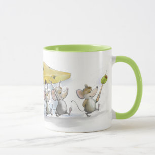 Apporter la tasse de fromage (avec des olives)