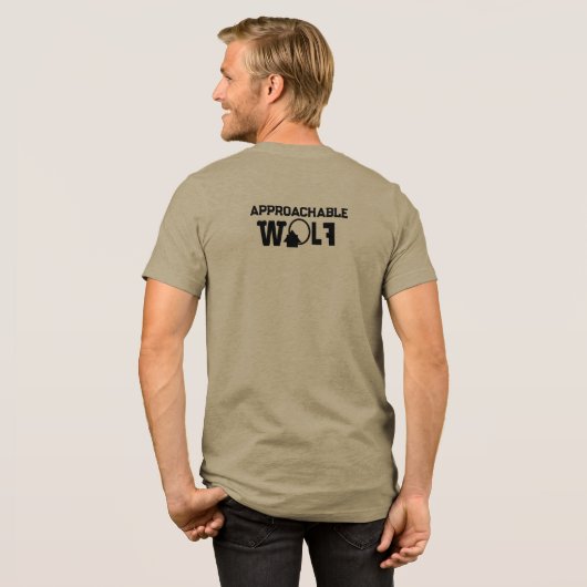 Approachable Wolf Tee Shirt (Voorkant)