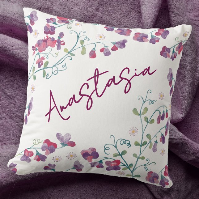 April Birth Month Sweet Pea Daisy Personalized Kussen (April birthday birth month flower personalized custom name watercolor sweet pea daisy throw pillow)