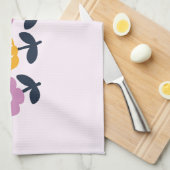 April knuffels en natte neuzen – Bloemen deel Theedoek (Quarter Fold)