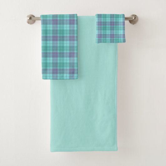 Aqua and Purple Plaid Towel Set (En situation)