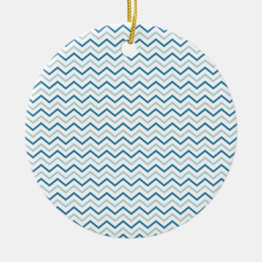 Aqua Blauwe Chevron Patroon Keramisch Ornament (Voorkant)