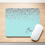 Aqua bleu Turquoise Parties scintillant argent Mon<br><div class="desc">Aqua Blue Turquoise Silver Sparkle Parties scintillant Nom du monogramme et Mousepad initial (pavé de souris). Cela rend le cadeau parfait pour 16 ans,  mariage,  douche nuptiale,  anniversaire,  baby shower ou bachelorette pour quelqu'un qui aime le luxe glam et les styles chic.</div>