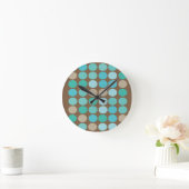 Aqua Blue, Blauwgroen en bruin Stip Pattern Modern Ronde Klok (Huis)