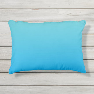 Aqua Blue Ombre Outdoor Pillow Buitenkussen