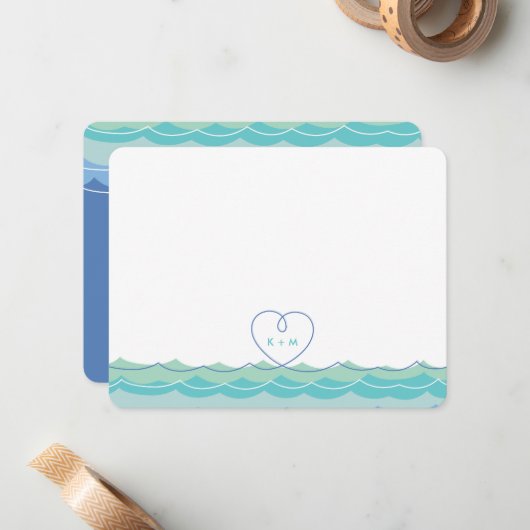 Aqua Blue Waves Loopy Heart Mariage Carte de remer (Devant/Arrière en situation)