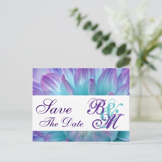 Aqua en Paarse bloemblaadjes Bewaar de datum V2 Aankondigingskaart (Staand voorkant)