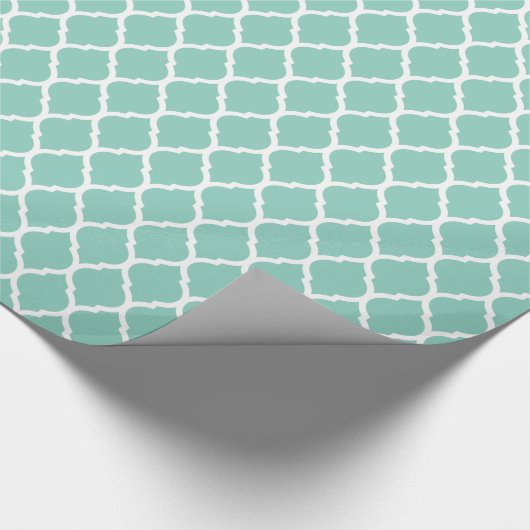 Aqua en wit Marokkaans Quatrefoil Cadeaupapier (Hoek)