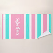 Aqua Pink Stripes Nom du script Serviette de bain (Serviette de bain)