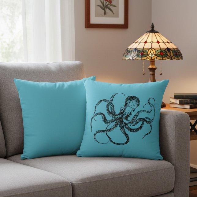 Aquamarine Blue Octopus Throw Pillow Kussen (Octopus throw pillow. Add a splash of color and nautical feel to your home.)