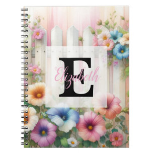 Aquarel monogram pastelbloemen op wit hout notitieboek