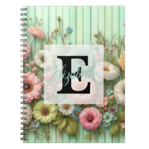 Aquarel monogram pastelkleurige bloemen op groen h notitieboek