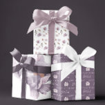 Aquarelle d'anniversaire Feuilles de papier d'enve<br><div class="desc">Célébrez un anniversaire spécial avec ces belles feuilles de papier d'emballage fleuri à l'aquarelle violette!</div>