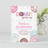 Aquarelle de croissance de beigne Donut Invitation (Debout devant)