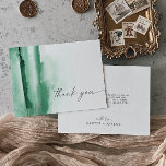 Aquarelle moderne | Carte de remerciements vert<br><div class="desc">Cette carte de remerciements moderne vert aquarelle est parfaite pour une mariage contemporaine élégante. La collection design minimaliste, classique et élégante présente de simples touches de peinture couleur à l'eau dans de jolis tons bijoux. Personnalisez le dos de la carte avec vos noms, et un message de remerciement. Sinon, laissez...</div>