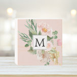 Aquarelle moderne Fleurs roses Monogrammes<br><div class="desc">Aquarelle moderne Fleurs roses Monogrammes</div>